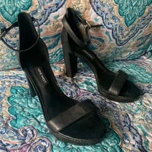 nine west black leather heels